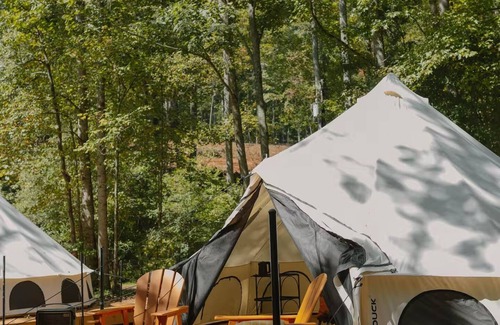 Travelers Rest Alquiler De RV | Field Trip Unit 8 Small Bell Tent