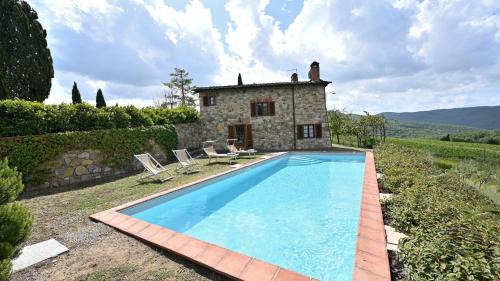 Radda in Chianti Villa | Fienile al Corno