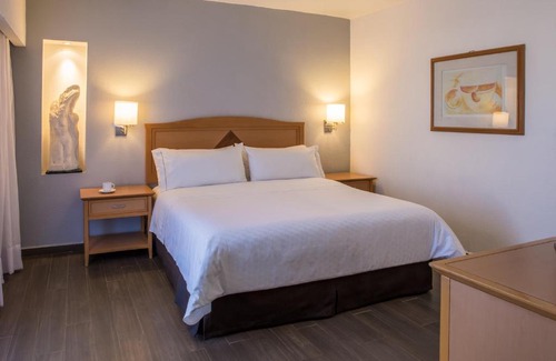 Campestre-Lomas Hotel | Fiesta Inn Express Chihuahua