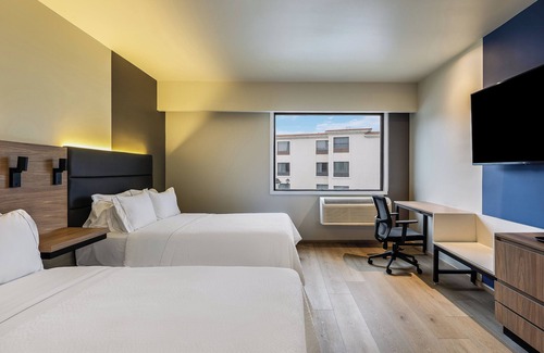 San Nicolás de los Garza Hotel | Fiesta Inn Monterrey La Fe