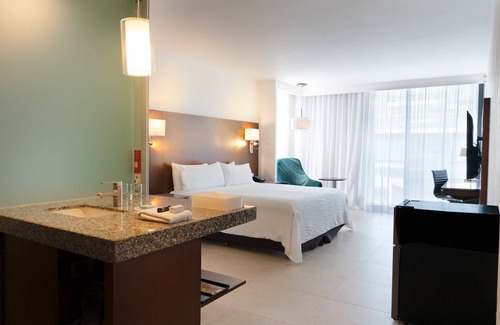 Gonzalo Guerrero Hotel | Fiesta Inn Playa del Carmen