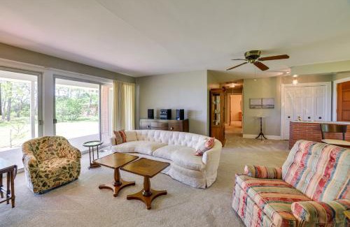 Morehead City Casa | Fifties Beaufort Home with Patio, On Newport River!