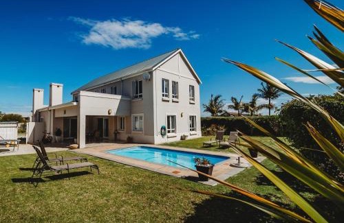 George Casa | Fifty1 on Long on Kingswood Golf Estate