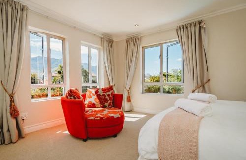 George Casa | Fifty1 on Long on Kingswood Golf Estate