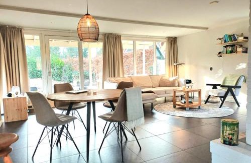 Winterswijk Henxel Casa | Fijn vakantiehuis op de golfbaan met eigen sauna!