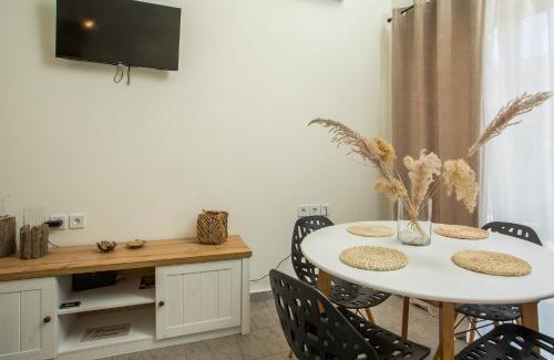Petaloudes Apartamento | Filoxenia house