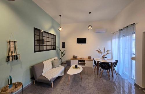 Petaloudes Apartamento | Filoxenia house