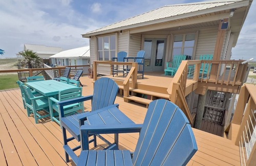 Grand Isle Casa | Fin and Bridge - Beachfront - Island Realty