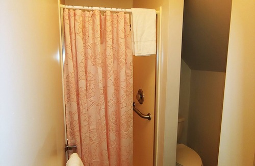 Owosso Apartamento | Fin's Inn Apt D