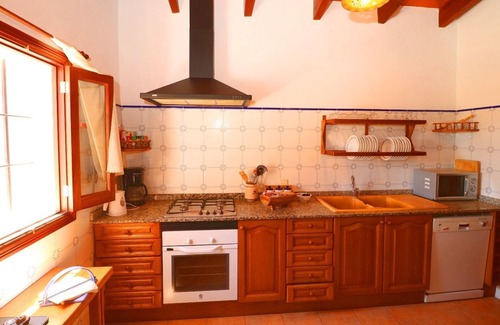 Campos Villa | Casa de campo "Alcoraia" con piscina privada, terraza y Wi-Fi