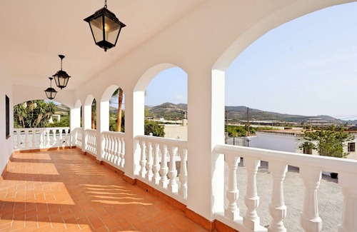 Motril Villa | Finca Andalucía Confort entre Montaña y Sol