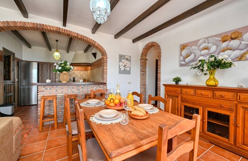 Sayalonga Chalet De Esquí | Finca Aurelia in countryside Malaga - TCM