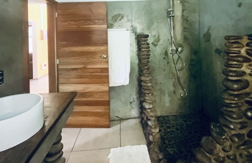 Bagaces Cabaña | Un hogar precioso en la naturaleza ideal para visitar Guanacaste.