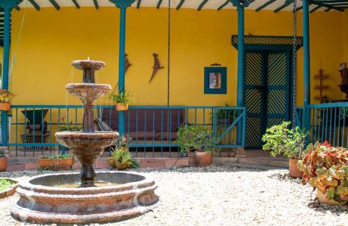 Rionegro Casa | FINCA COCUYAL Hospedaje típico paisa