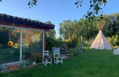 Cintruenigo Casa | finca con piscina Tipis indios,cerca de senda viva