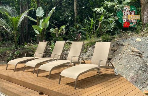 Parrita Apartamento | Finca del Jardín Secreto