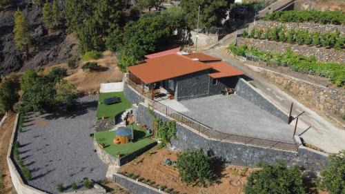 Arafo Chalet De Esquí | Finca Ecológica Ferrera. Alojamiento Rural.