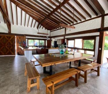 Circasia Casa | FINCA LA ESMERALDA