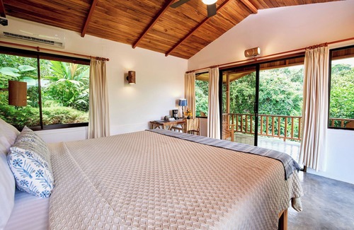 Peñas Blancas Cabina | Finca Luna Nueva Lodge
