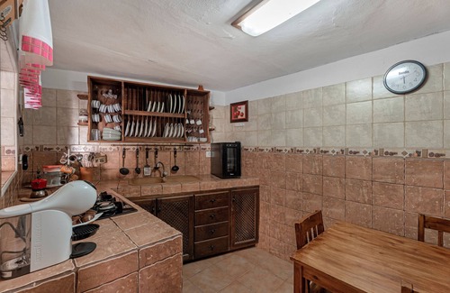 Garachico Villa | 'Finca Oasis Samuel' con vistas a la montaña, terraza compartida y jardín privado