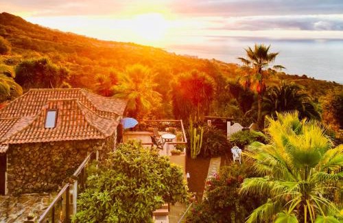 Icod de los Vinos Casa | Finca Tenerife - Authentisches kanarisches Haus mit Traumblick, tropischem Garten und Sauna