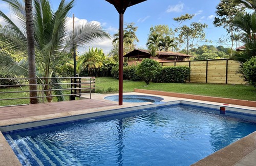 Cantón de Quepos Casa | Finca Terra: Tranquil Country Home w/ Pool, Privacy & Great Mountain Views!