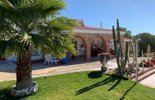 Periana Casa | Finca Villa Verde, piscina privada, jardin grande