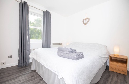 Central Aberdeen Apartamento | Moderno centro de Aberdeen City 2 Dbl cama casa