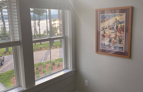 Laconia Casa | Find peace and get centered at Midpoint on Paugus Bay, Lake Winnipesaukee, NH.