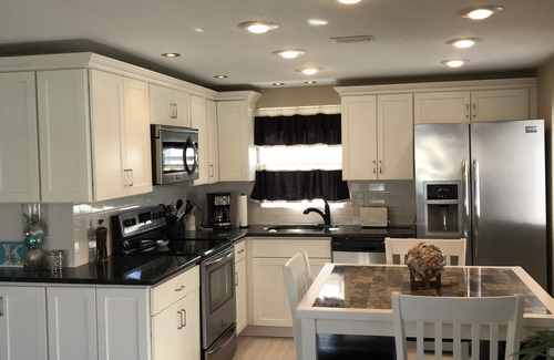Siesta Key Villa | Encuentra tu lugar feliz en Siesta Key, Crescent Beach