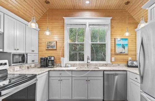 Bald Head Island Casa | Finders Keepers