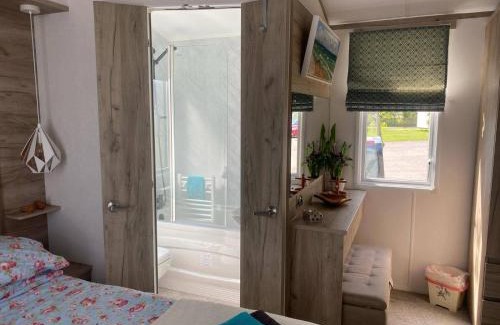 Forres Casa | Findhorn Lodge - Peaceful - Pets - Sleeps 4