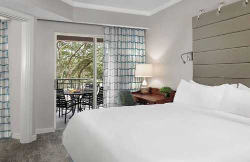 Hilton Head Island Complejo | 𝐅𝐢𝐧𝐝𝐢𝐧𝐠 𝐌𝐞𝐢𝐥𝐢's BeachFront GRANDE OCEAN Resort+Amenities Cozy 2BR
