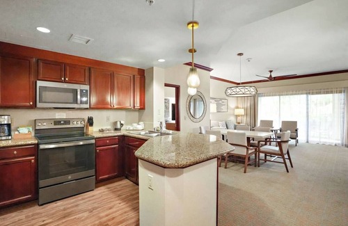 Ko Olina Complejo | 𝐅𝐢𝐧𝐝𝐢𝐧𝐠 𝐌𝐞𝐢𝐥𝐢 Beachfront Fun at KoOlina Club Resort+Amenities. 3BR