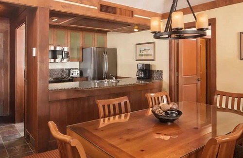 Incline Village Complejo | 𝐅𝐢𝐧𝐝𝐢𝐧𝐠 𝐌𝐞𝐢𝐥𝐢 Gorgeous Lakeside Beach High Sierra Resort+Amenities
