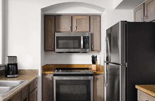 Palm Beach Shores Complejo | 𝐅𝐢𝐧𝐝𝐢𝐧𝐠 𝐌𝐞𝐢𝐥𝐢 Beachfront Ocean Pointe Resort Oasis+Amenities, 3BR