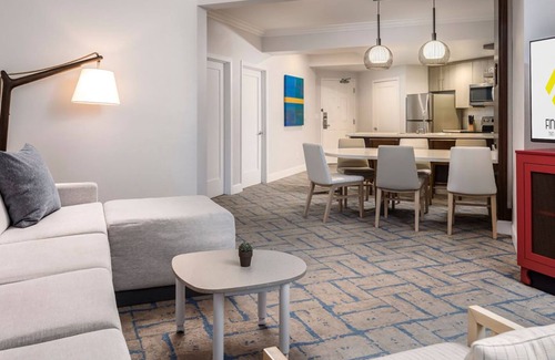 Newport Coast Complejo | 𝐅𝐢𝐧𝐝𝐢𝐧𝐠 𝐌𝐞𝐢𝐥𝐢 Waterside Newport Coast Retreat + Amenities. 2-Bedroom