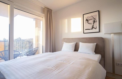 Favoriten Apartamento | Fine Studio with terrace - 15 Min to Center
