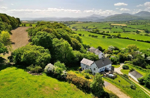 Eglwysbach Cabaña | Buzzards View