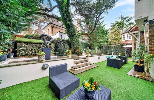 Frognal and Fitzjohns Casa | Elm Point House