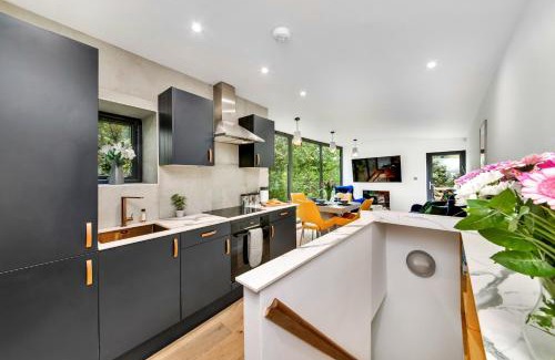 Cragg Vale Casa | Finest Retreats - Luxurious Hidden Cragg Vale Escape by Hebden Beck