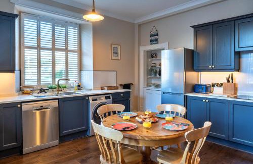 Gweek Casa | Finest Retreats - The Old Counting House