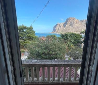 Sferracavallo Casa | FINESTRA SUL MARE