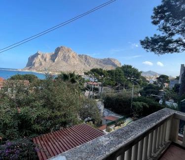 Sferracavallo Casa | FINESTRA SUL MARE