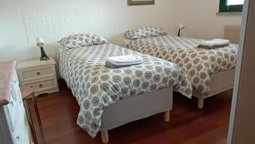 Ronchi dei Legionari Apartamento | Finestre Verdi appartamento con parcheggio
