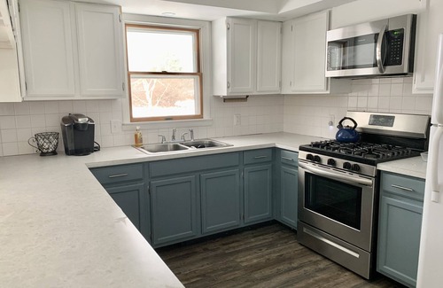 Danby Casa | Finger Lakes Farmhouse Home, Dog Friendly, Close to Hiking, Wineries and more