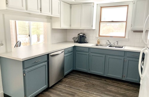 Danby Casa | Finger Lakes Farmhouse Home, Dog Friendly, Close to Hiking, Wineries and more