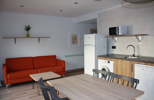 Laspaules Apartamento | Fio de Neu, Apartamento turístico nuevo, ámplio y con vistas a las montañas