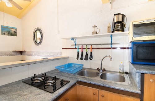 Residences du Golfe de Lava Apartamento | Fior du Mare a 80 m de la playa: vistas al mar y a la montaña, terraza privada, A/C y Wi-Fi