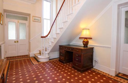 Menai Bridge Casa | Fir Grove